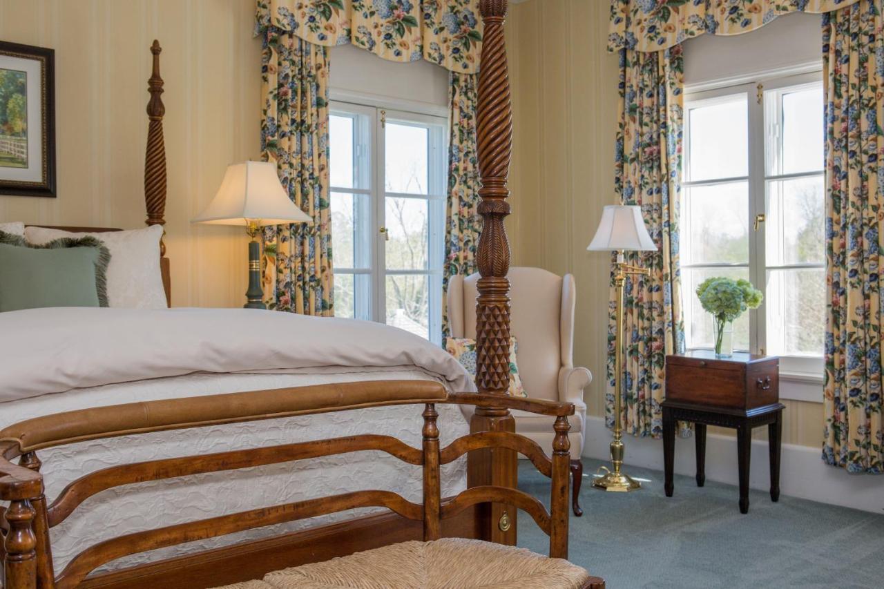 Inn At Warner Hall Gloucester Extérieur photo